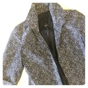 Investments blazer size 6 black and white dots